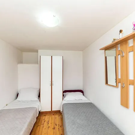 Сasa de vacaciones Three Bedroom With Pool *