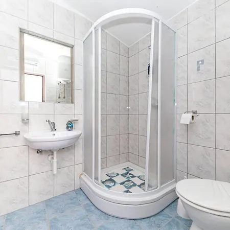 Three Bedroom With Pool